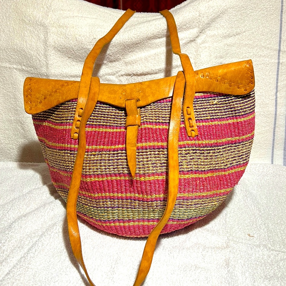 Beautiful nylon and leather tote bag/purse.  In great shape!